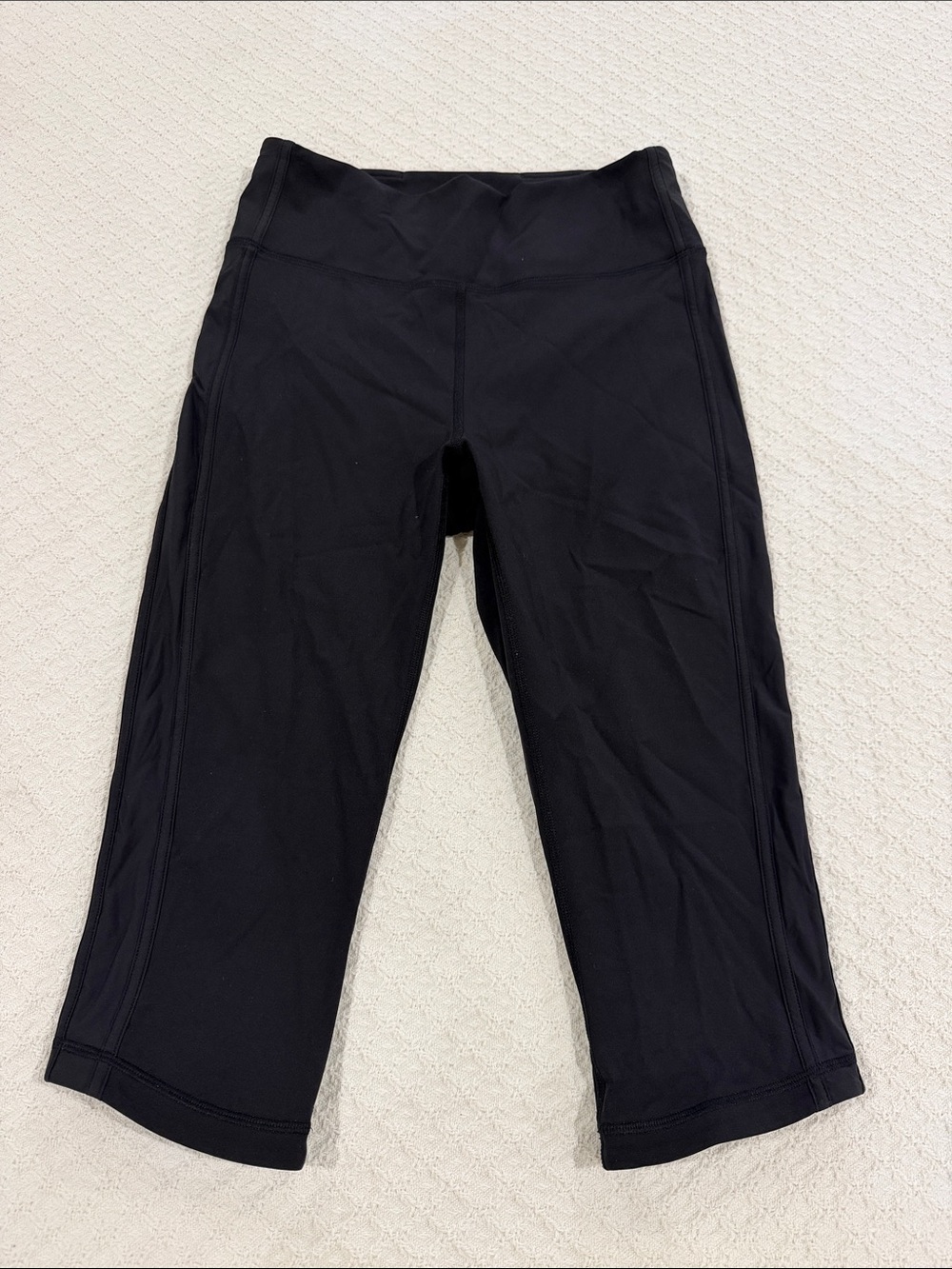 Lululemon Bermuda leggings